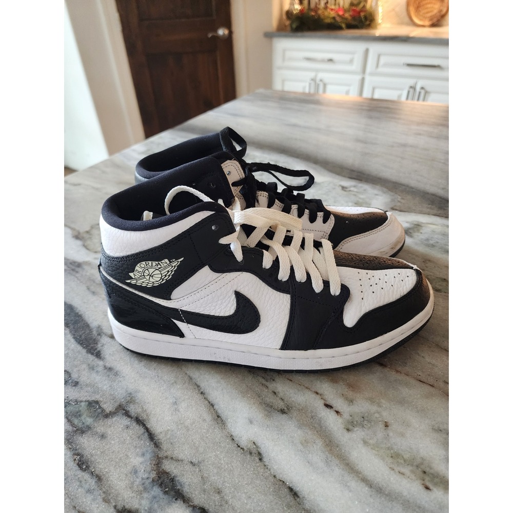 Air Jordan 1 Mid SE Split Homage Black White DR0501 101 Men's Size 9 - Picture 3 of 8